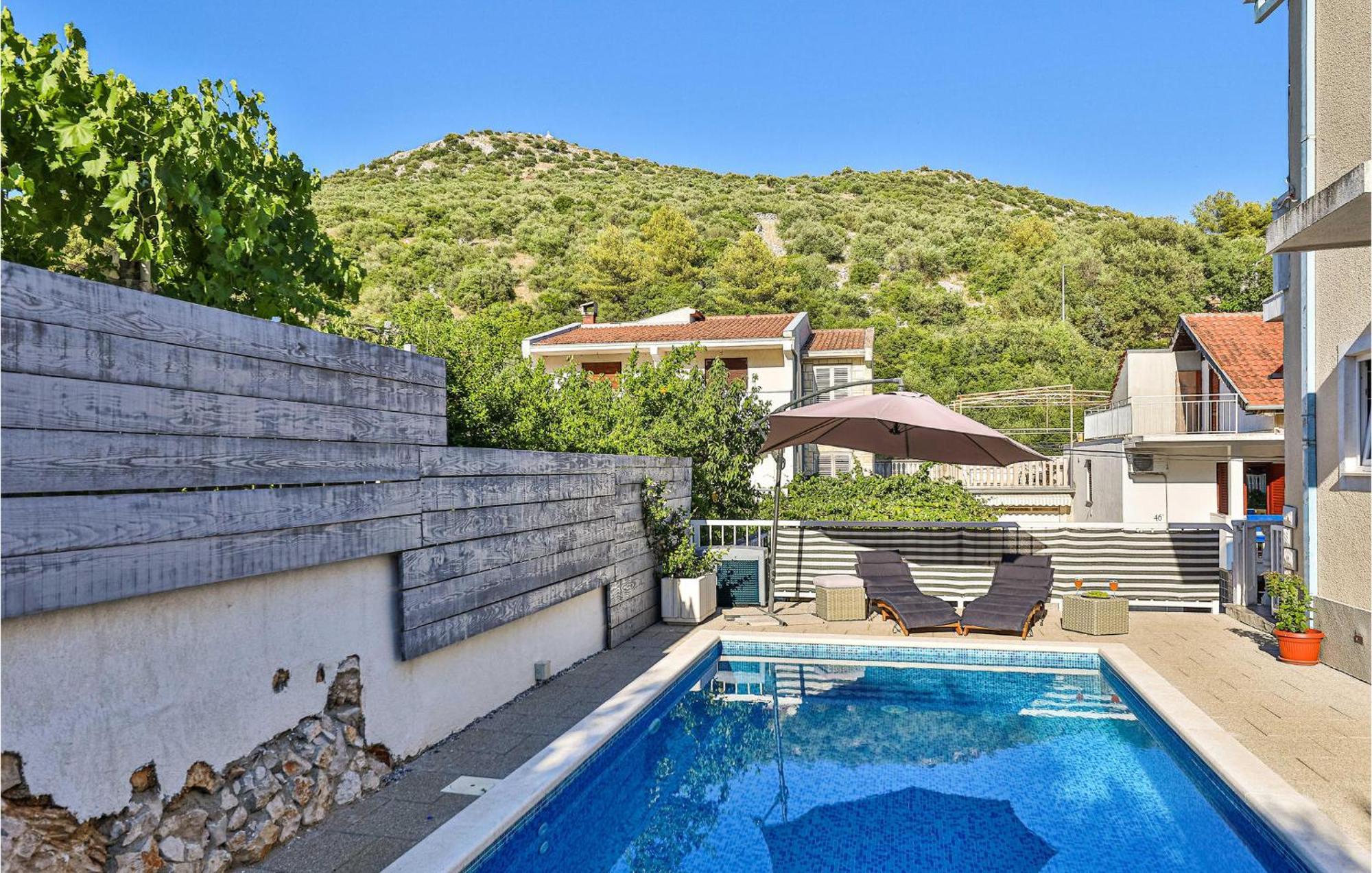 Stunning Home In Marina With Heated Swimming Pool Exterior photo